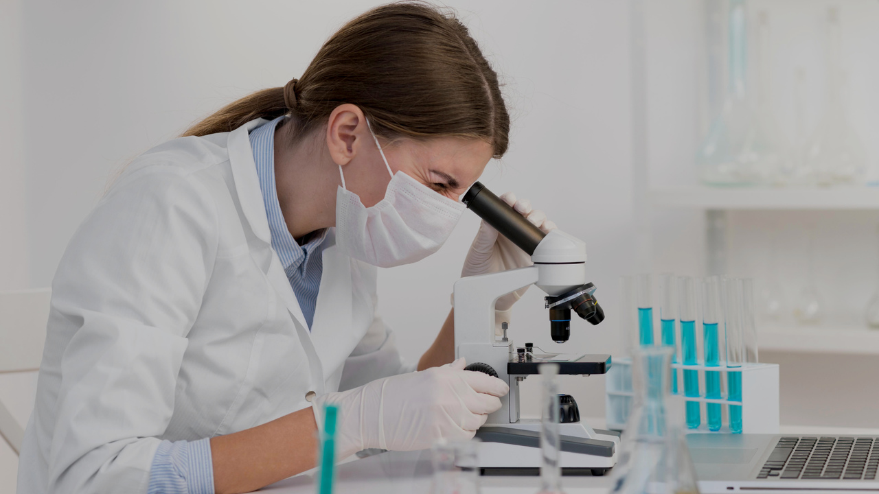 Benefícios da automação em laboratórios