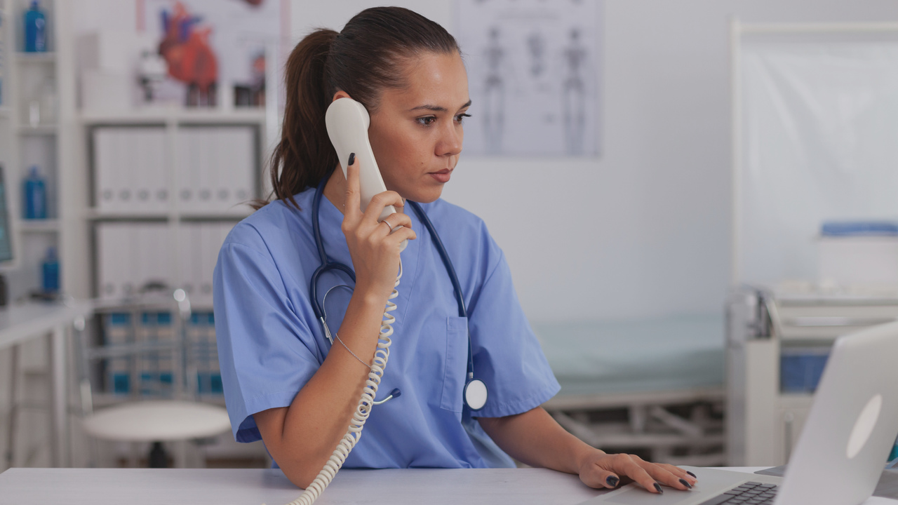 Vantagens e desvantagens da terceirização do faturamento médico